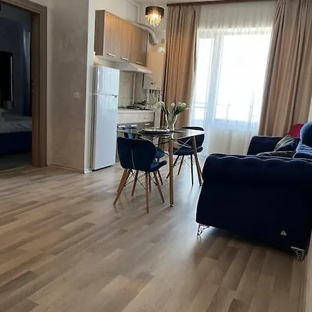 Apartment M By The Summerland Mamaia