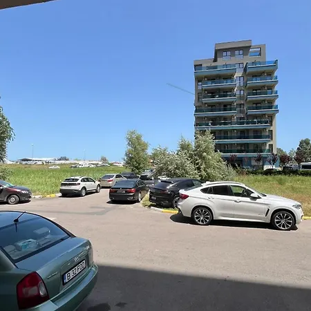 M By The Summerland Apartment Mamaia